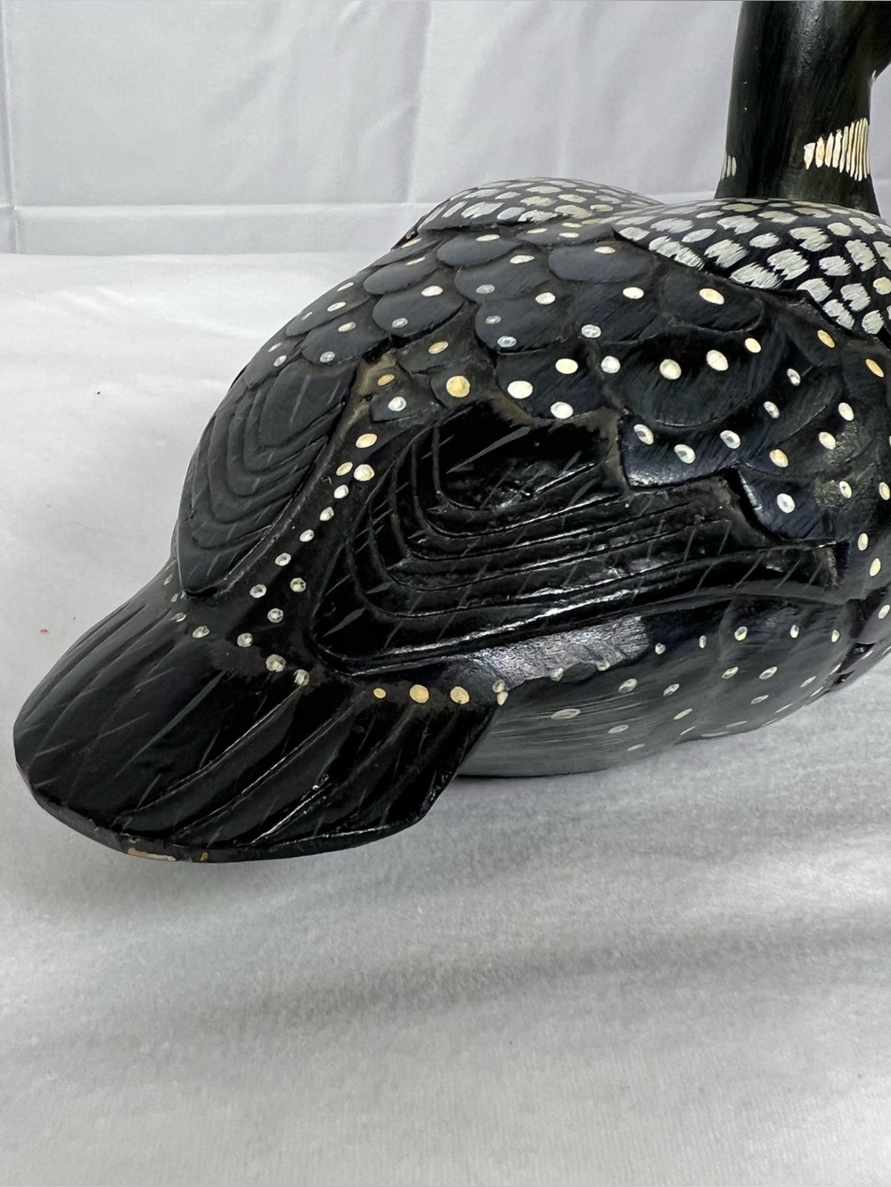 Vintage solid wood hand-painted duck. - Picture 9 of 10